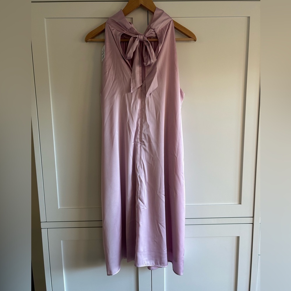 Le Chateau A-line Halter High Neck dress Lavendar back tie Lined Satin feel XL - Picture 2 of 8